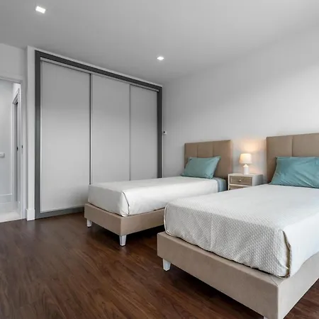 Serenity - Between Golf And The Sea