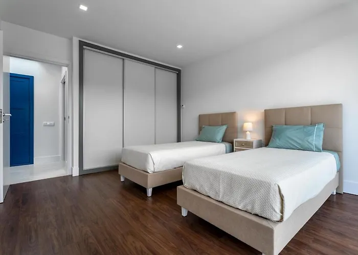 Serenity - Between Golf And The Sea